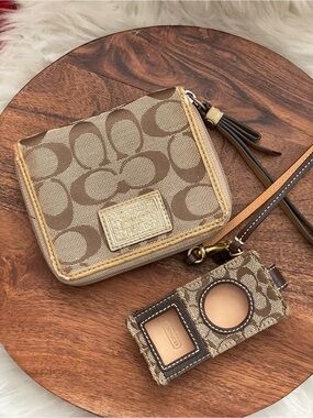 COACH Tan Signature Jacquard 2 Piece Bundle